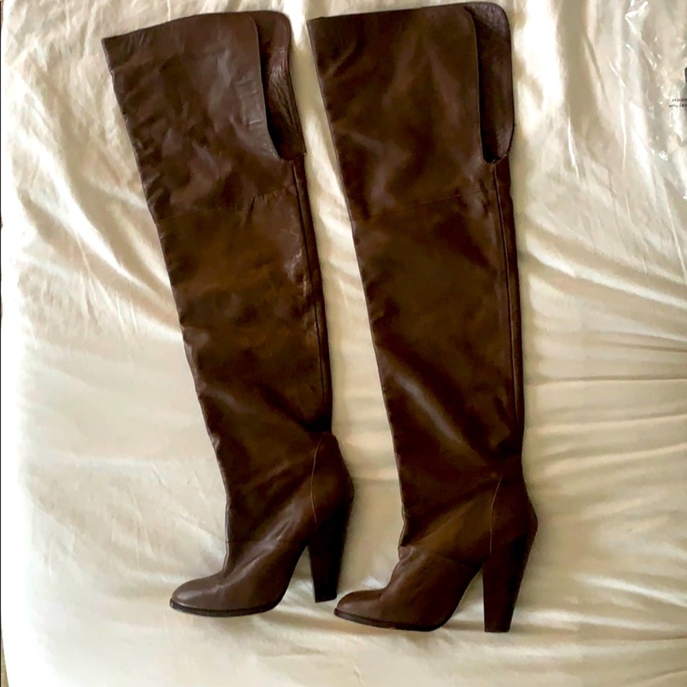ZARA: Thigh High brown leather boots